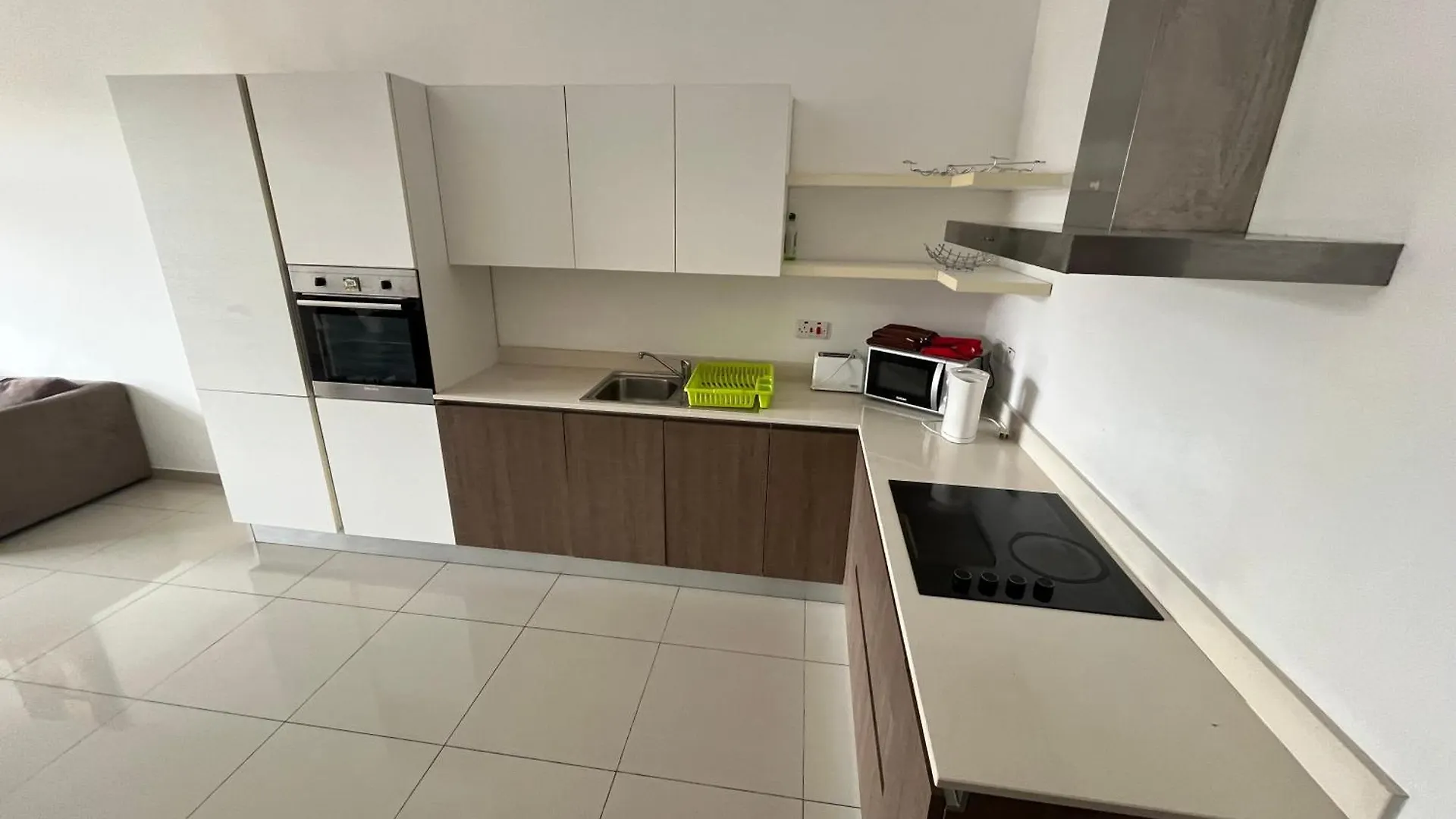 Saint Julian's Swieqi Centre - Perfectly Located